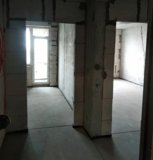 продажа однокомнатной квартиры номер A-174436 в Малиновском районе, фото номер 4